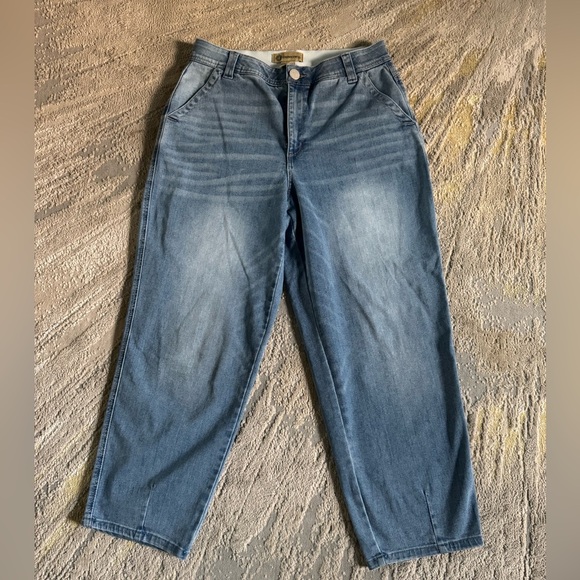 Democracy jeans ab technology jeans high rise slim leg size 12 - Picture 1 of 10